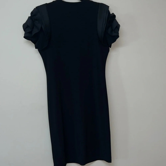 Frank Lyman Black Fluttered Ruffles Floral  sleeves cocktail Lycra dress Sz 8 - Picture 8 of 15